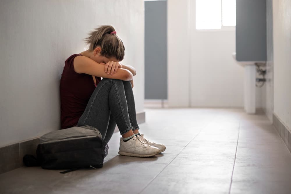 Sinais silenciosos do trauma por abandono e quando buscar apoio
