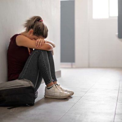 Sinais silenciosos do trauma por abandono e quando buscar apoio Sinais silenciosos do trauma por abandono e quando buscar apoio